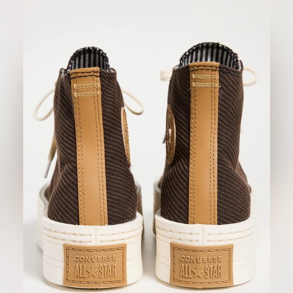 Converse. Chuck Taylor All Star Lift Sneakers. Size 6.5. - Picture 3 of 9